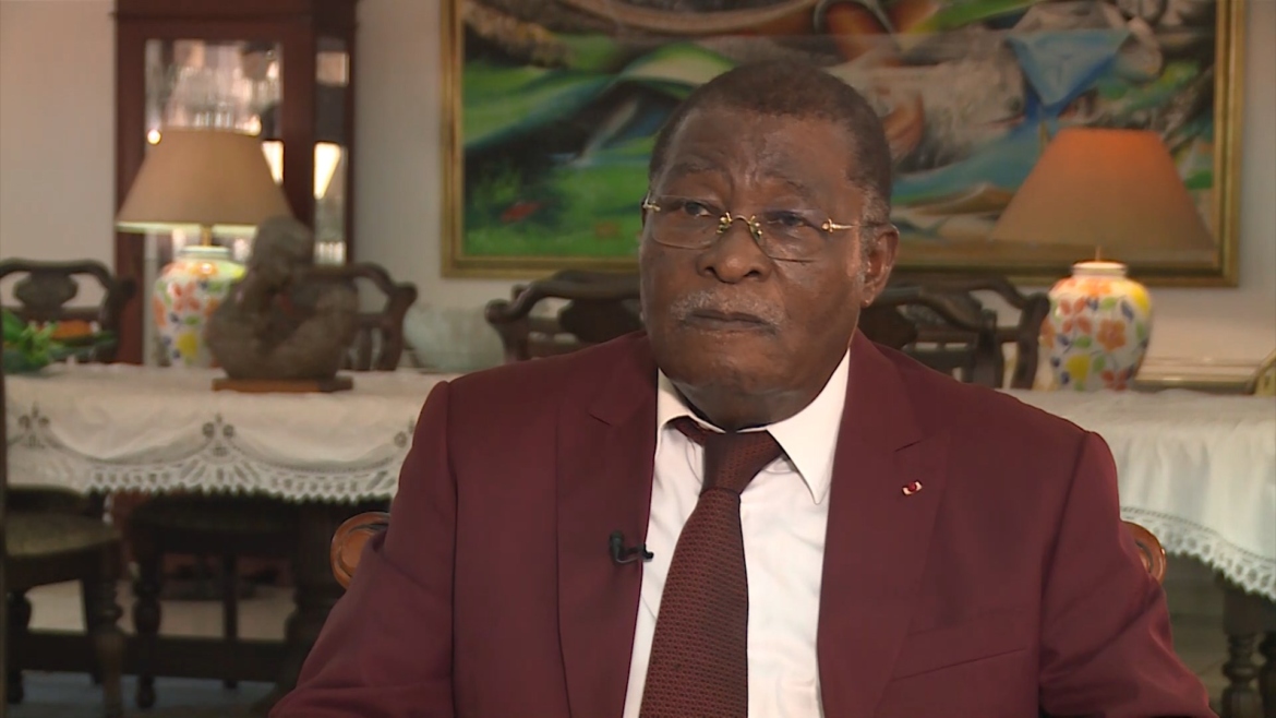 Total Media Cast interviews the president of Gabon